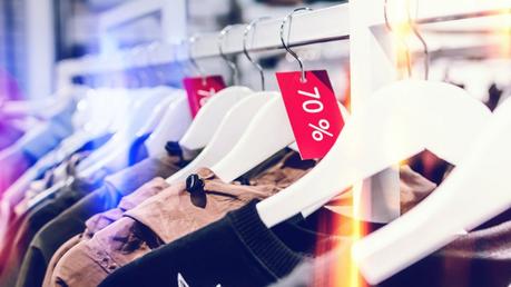 Après les soldes d’été, on profite des promos outlet Après les soldes d’été, on profite des promos outlet