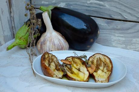 Aubergines marinées au thym Aubergines marinées au thym