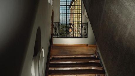 Au musée de Flandre à Cassel, le grand escalier.
© Dominique Silberstein.