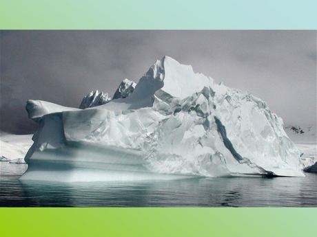 Pays Etranger- L'Antarctitique