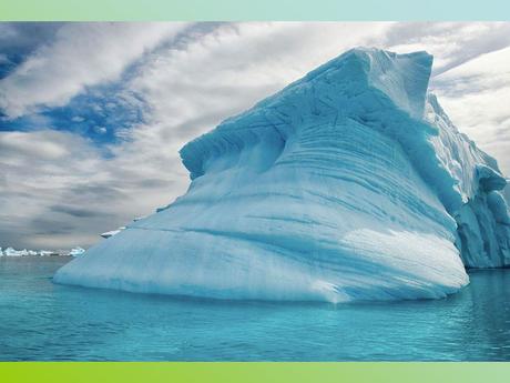 Pays Etranger- L'Antarctitique