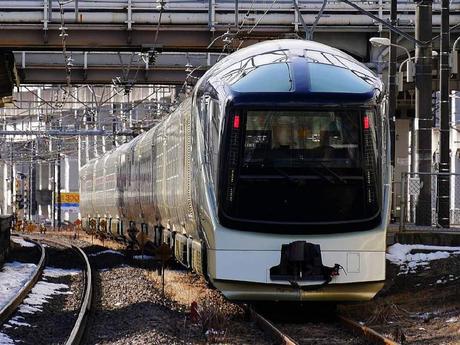 Japon - Shiki-Shima - Un train palace japonais