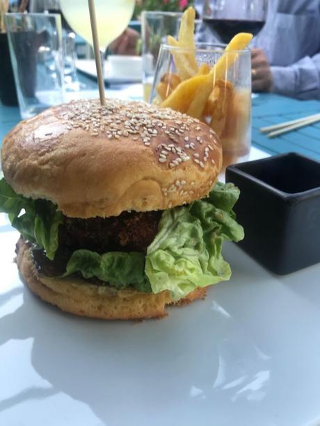 Taishō by Keisuke YAMAGISHI Chef du restaurant Etude* Taishō by Keisuke YAMAGISHI Chef du restaurant Etude*