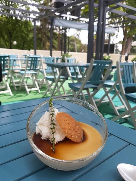 La terrasse estivale de Taishō à l’Aquarium de Paris Terrasse estivale Taisho restaurant étude Keisuke Yamagishi Paris food aquarium de Paris