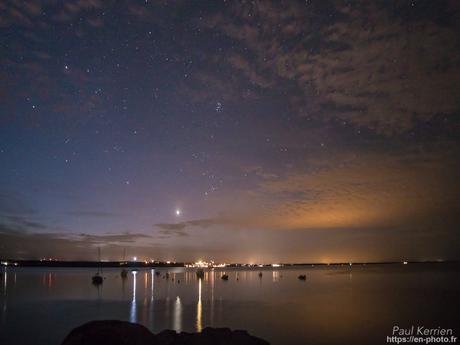 la comète est toujours là avec même des étoiles filantes #Bretagne #Finistère la comète est toujours là avec même des étoiles filantes #Bretagne #Finistère