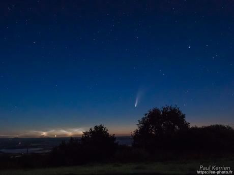 la comète est toujours là avec même des étoiles filantes #Bretagne #Finistère