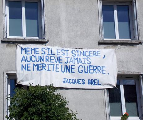 un autre mur