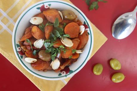 Cuillère et saladier : Tajine de carottes aux olives