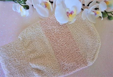 Mon rituel purifiant zéro déchet, avec Takaterra Takaterra gant coton cuivre anaé