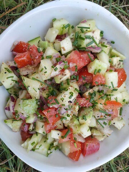 Salade détox concombre avocat tomates Salade détox concombre avocat tomates