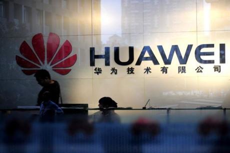 Le gouvernement français décide n’interdit pas Huawei, mais recommande de l’éviter