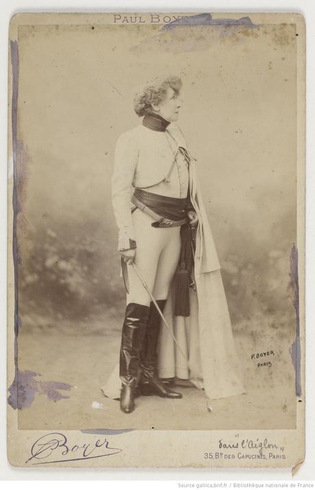1899 ca Sarah-Bernhardt-dans-Aiglon Carte postale Paul Boyer Gallica