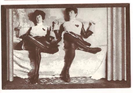 1902 ca Anonyme F Montana SHOW-GIRLS-in-Fancy-FENCING-OUTFITS