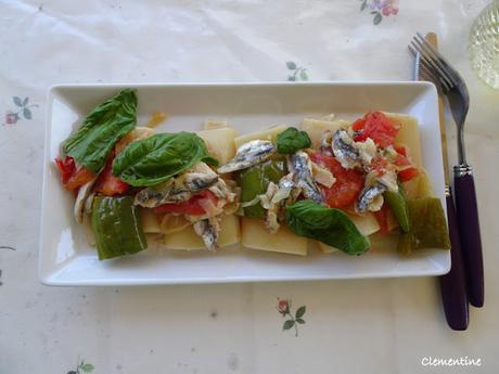 Paccheri aux anchois et colatura di alici - Pâtes aux anchois frais et sauce d'anchois Paccheri aux anchois et colatura di alici - Pâtes aux anchois frais et sauce d'anchois