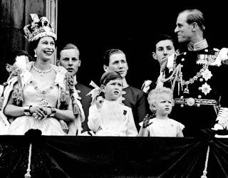 La Reine Elizabeth II et lui