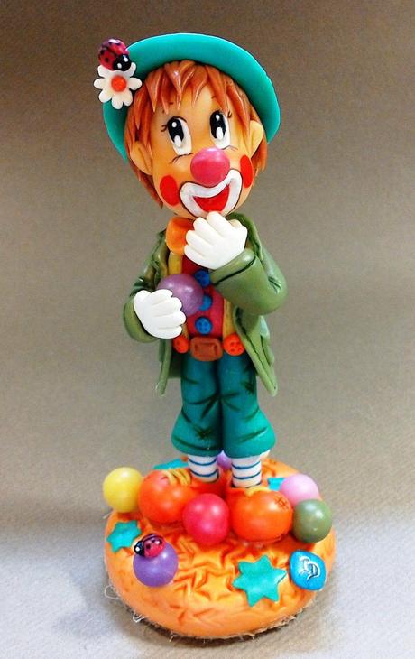 Clown en porcelaine froide