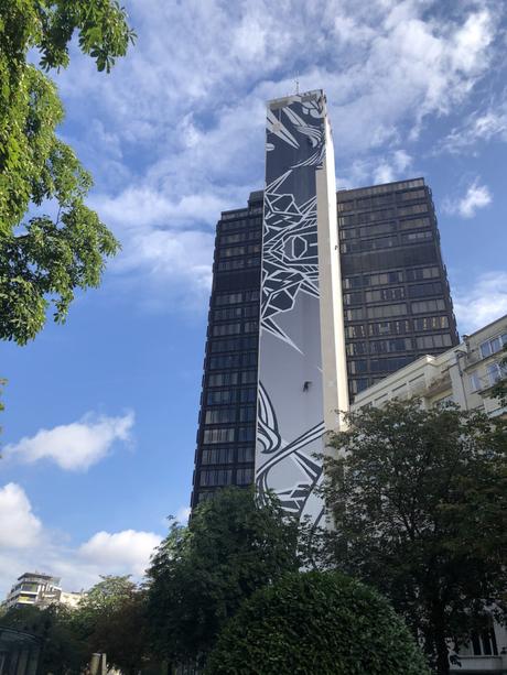 GROUND UP, la plus grande fresque artistique d’Europe sur l’IT Tower à Bruxelles