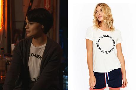 TRINKETS : Elodie’s “WOMEN WILL SAVE THE WORLD ” print tee in S2E01