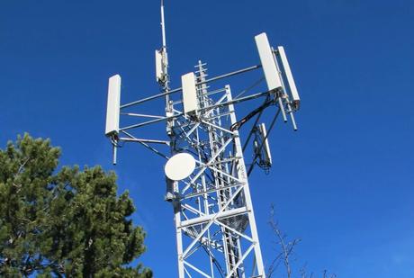 Le gouvernement force Bouygues Telecom à retirer 3000 antennes de Huawei