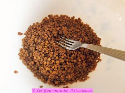 Galettes de lentilles, frites de Polenta et sauce improvisée (Vegan) Galettes de lentilles, frites de Polenta et sauce improvisée (Vegan)