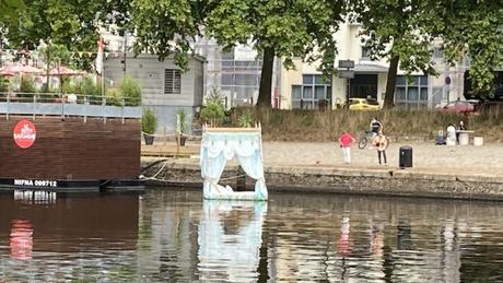 Le lit de la rivière