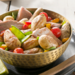 Consultez et recevez le dernier magazine de la Ratte du Touquet ! Une recette de Ratte du Touquet poêlées avec du thon, des poivrons et des pois gourmands