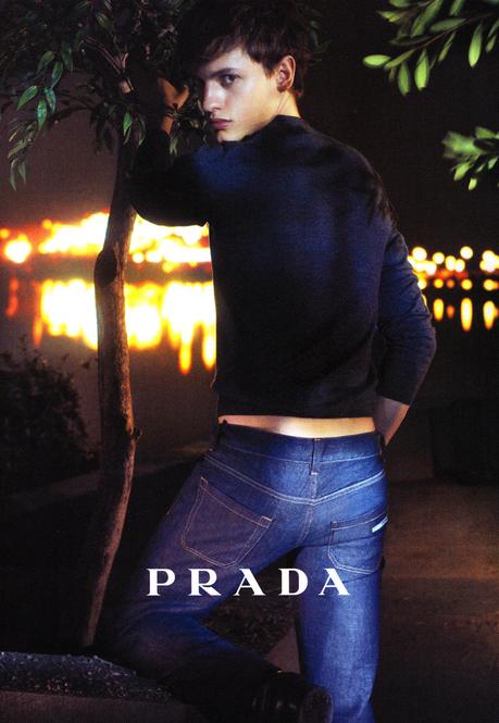 Les plus belles campagnes Prada depuis 1990 Les plus belles campagnes Prada depuis 1990