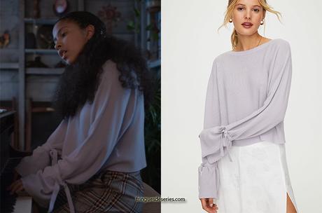 JULIE AND THE PHANTOMS: Julie’s purple cuff-tie sweater in S1E01