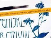 Lettres Nouveau pinceau pointu chemins l'écriture