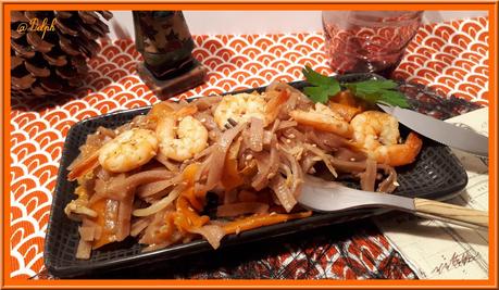 Tagliatelles  Thaïes de riz aux crevettes et sauce Poke