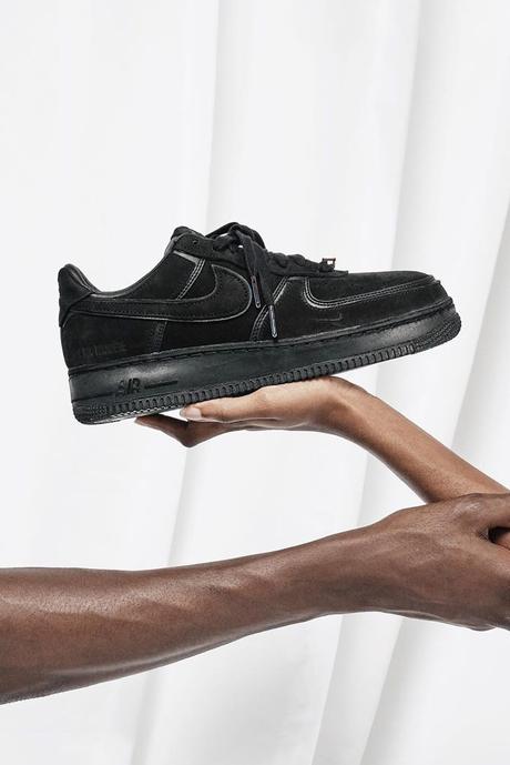 Cette A Ma Maniére x Nike Air Force 1 est limitée à 989 exemplaires Cette A Ma Maniére x Nike Air Force 1 est limitée à 989 exemplaires