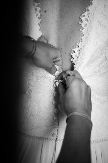 Real bride – La robe d’Hélène en dentelle de Calais