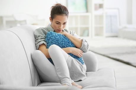 L'ocytocine est clairement impliquée dans la perturbation de la digestion par le stress et dans le développement de symptômes dont les ballonnements, l'inconfort gastrique, les nausées et la diarrhée (Visuel AdobeStock_145291245). L'ocytocine est clairement impliquée dans la perturbation de la digestion par le stress et dans le développement de symptômes dont les ballonnements, l'inconfort gastrique, les nausées et la diarrhée (Visuel AdobeStock_145291245).