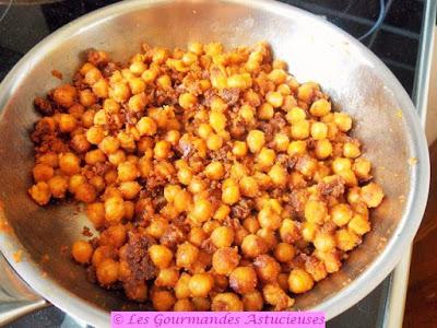 Tarte fine (sarrasin-pois chiches) aux orties et aux pommes de terre (Vegan)