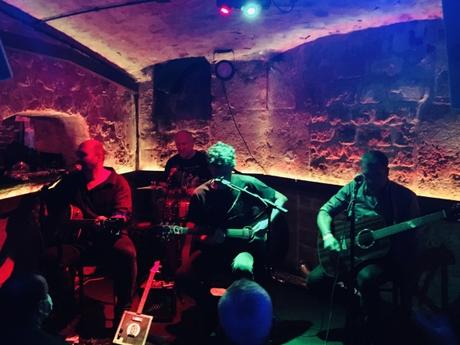 Les Hyènes sont lâchées