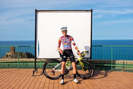 Palace s’insère dans la culture cyclisme avec la collab Rapha