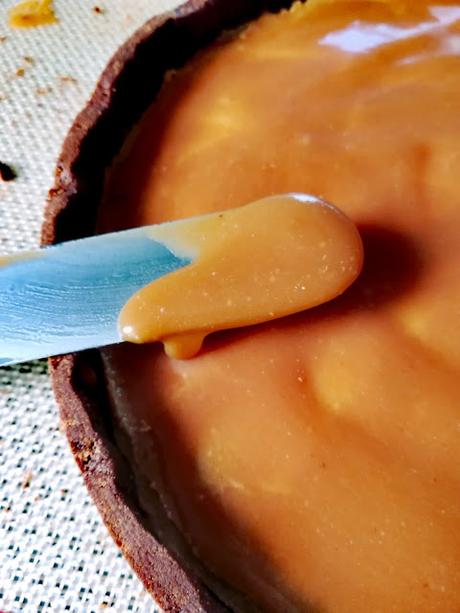 Tarte praliné cacahouètes, crème namelaka chocolat, ganache praliné cacahouètes... Tarte praliné cacahouètes, crème namelaka chocolat, ganache praliné cacahouètes...