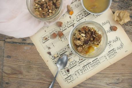 Crumble épices poire curcuma chocolat