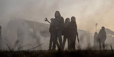 Critique TWD World Beyond saison 1 épisode 1 : série morte née ?