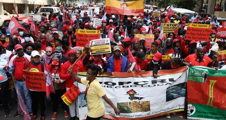 Les syndicats lancent une grève générale en Afrique du Sud