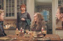 Scotchées sur des bancs : nouveau clip psychédélique de MHUD