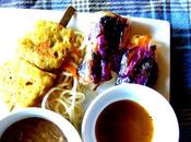 Salade chou-rave avec brochettes seitan rouleaux printemps