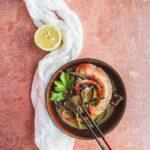 Une recette savoureuse qui fait voyager: un curry de saumon thaï aux légumes (aubergines et haricots verts)