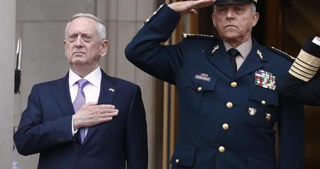 Un ex-ministre mexicain de la Défense interpellé aux Etats-Unis Un ex-ministre mexicain de la Défense interpellé aux Etats-Unis