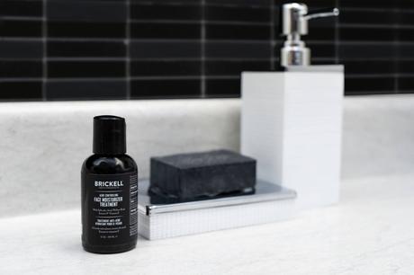 La meilleure façon de faire face à une poussée d'acné La meilleure façon de faire face à une poussée d'acné