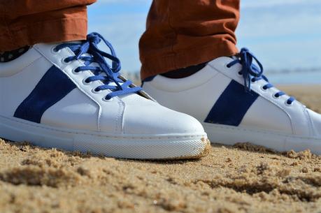 Sneakers JULES & JENN : Lacets coordonnés bleus Sneakers JULES & JENN : Lacets coordonnés bleus