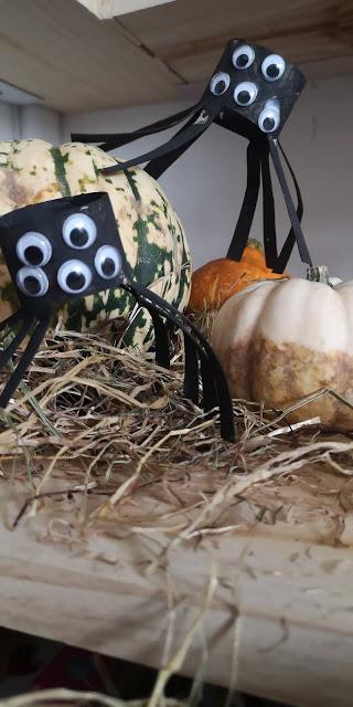 DIY #36 : Des chauves-souris et araignées pour Halloween