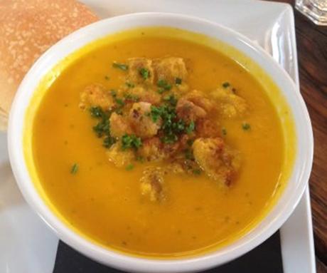 Soupe de carottes au pain au thermomix