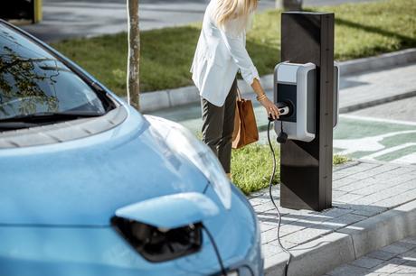 Les bornes de recharge rapide : comment en bénéficier et à quel prix ? Les bornes de recharge rapide : comment en bénéficier et à quel prix ?