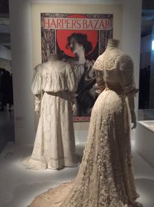 Musée des Arts décoratifs « Harper’s Bazaar » jusqu’au 3 Janvier 2021 Musée des Arts décoratifs « Harper’s Bazaar » jusqu’au 3 Janvier 2021